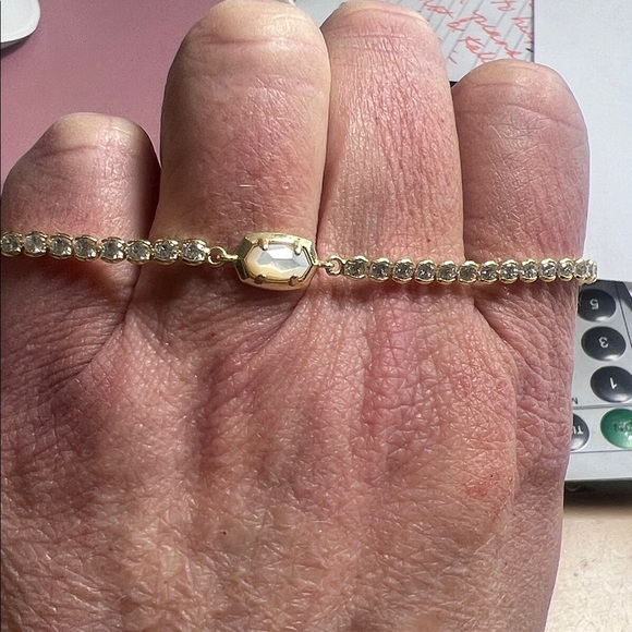 Kendra Scott Emilie Tennis Bracelet - Picture 2 of 6